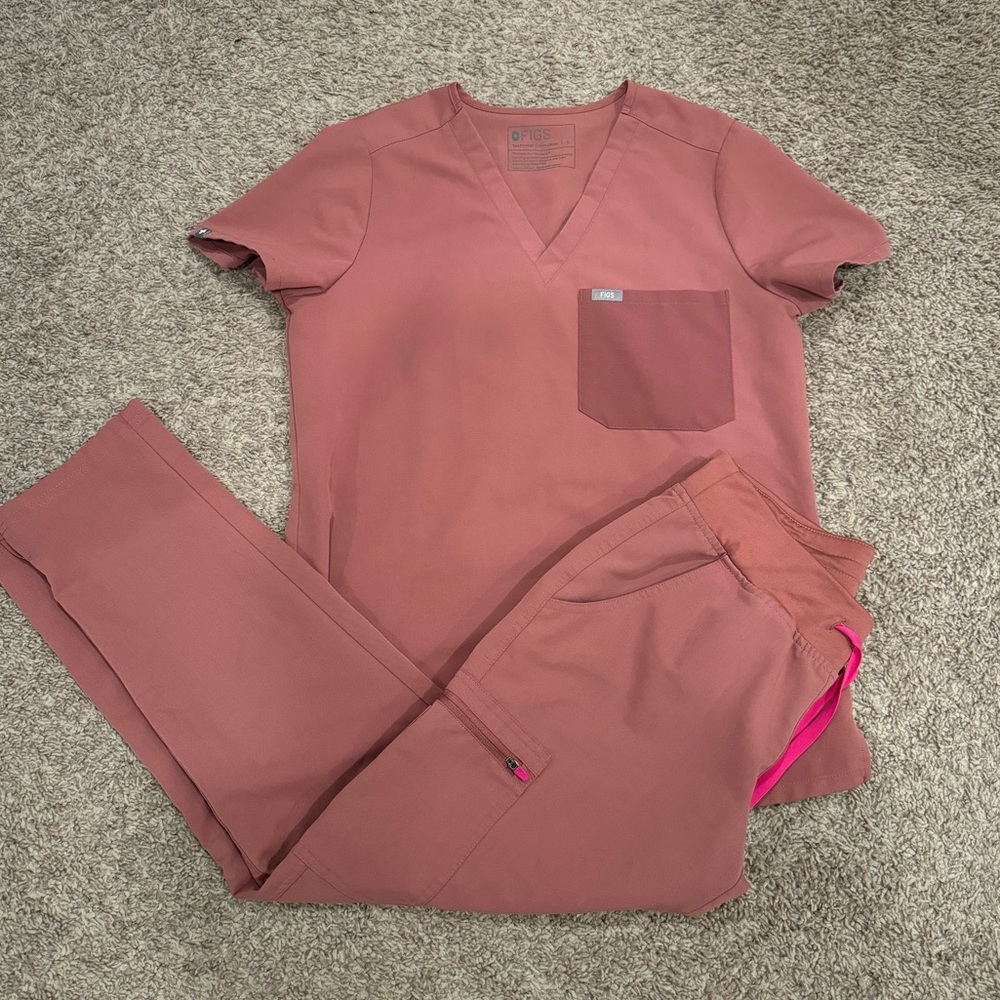 Women’s Figs Mauve Scrub Set Small/SP